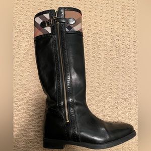 Burberry leather boots